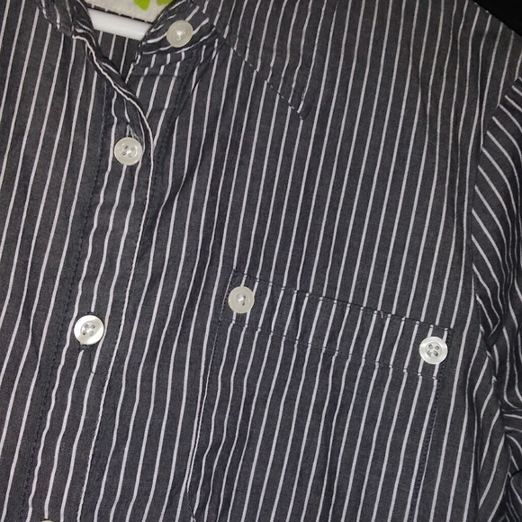 Button down Shirt - Picture 2 of 4